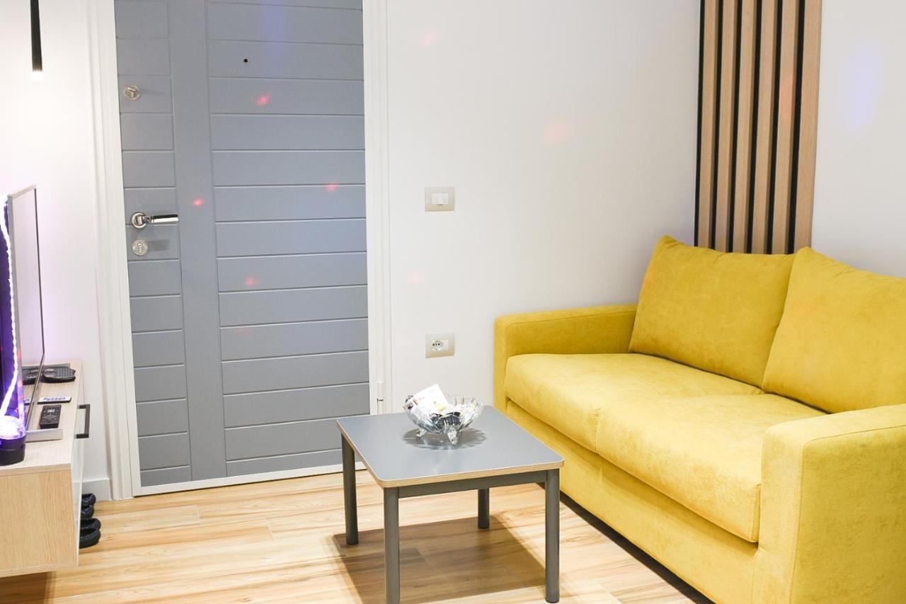 City Center 2 Tiranë Ngoại thất bức ảnh